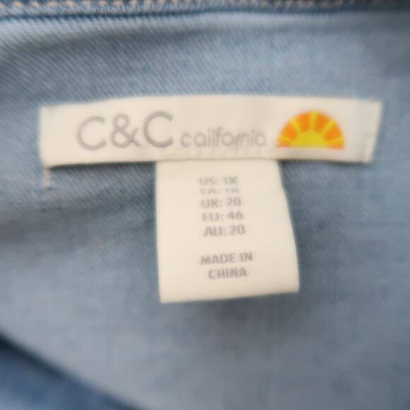 C&C California Light Wash Blue Denim Jean Jacket 1X - Picture 5 of 6